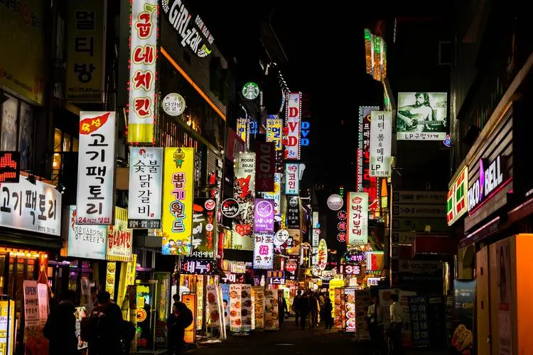 解气！男子在韩国遭歧视，无奈之下用3国语言反怼！